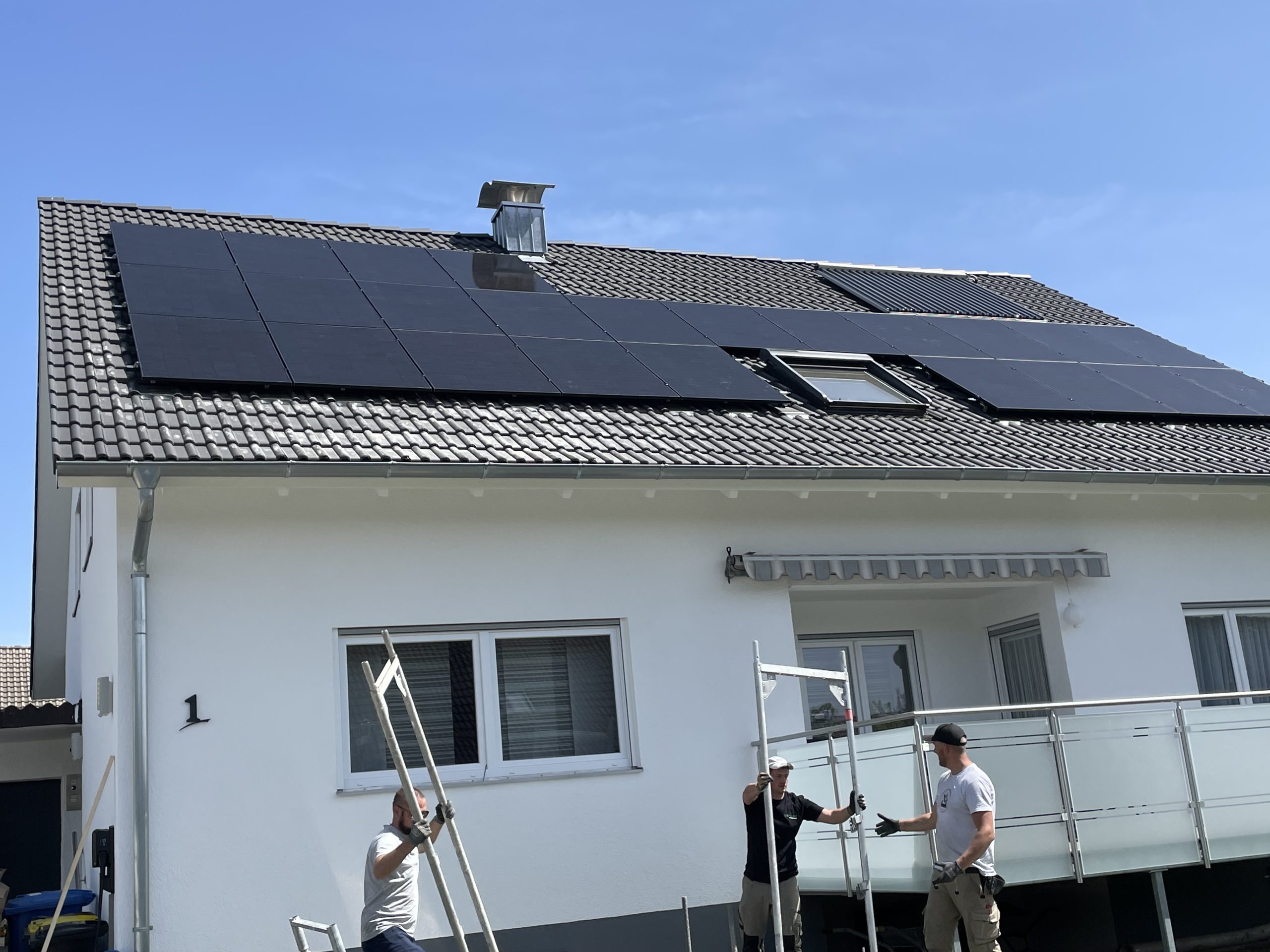 Wohnhaus mit Photovoltaikanlage